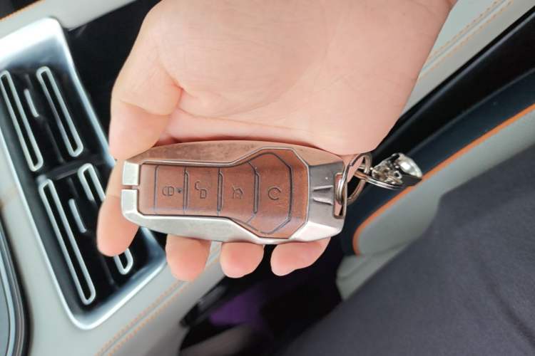 Used BYD Song PLUS New Energy 2021 DM-i 110KM Flagship PLUS Vehicle Key