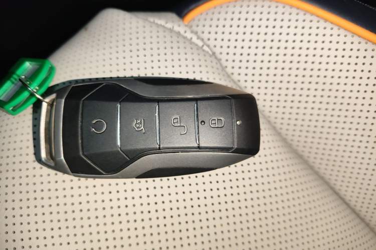 Used BYD Song PLUS New Energy 2021 DM-i 110KM Flagship PLUS Vehicle Key