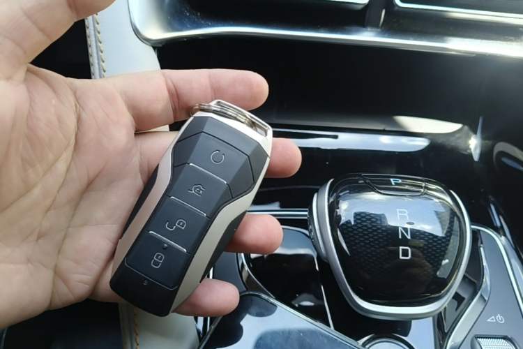 Used BYD Song PLUS New Energy 2021 DM-i 110KM Flagship PLUS 5G Edition Vehicle Key