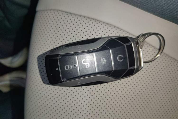 Used BYD Song PLUS New Energy 2021 DM-i 110KM Flagship PLUS Vehicle Key