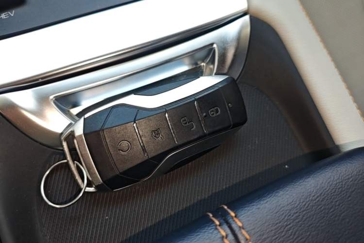 Used BYD Song PLUS New Energy 2021 DM-i 110KM Flagship PLUS Vehicle Key