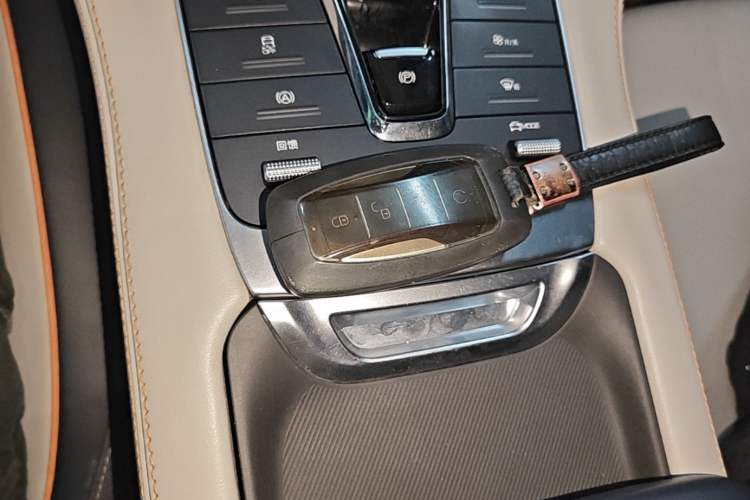 Used BYD Song PLUS New Energy 2021 EV Deluxe Model Vehicle Key