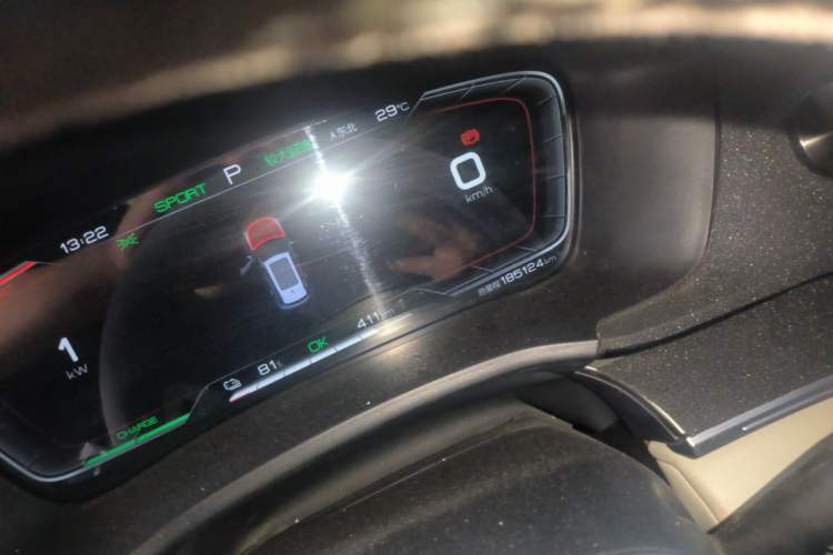 Used BYD Song PLUS New Energy 2021 EV Deluxe Model Odometer Close Up