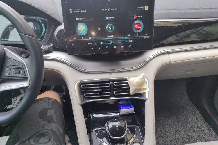 Used BYD Song PLUS New Energy 2021 EV Deluxe Model Audio And AC Panel