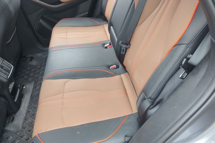 Used BYD Song PLUS New Energy 2021 DM-i 100KM Four-Wheel Drive Flagship PLUS Left Rear Seat