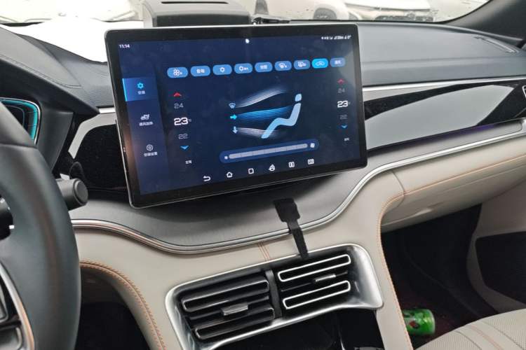Used BYD Song PLUS New Energy 2021 DM-i 51KM Prestige Model Audio And AC Panel