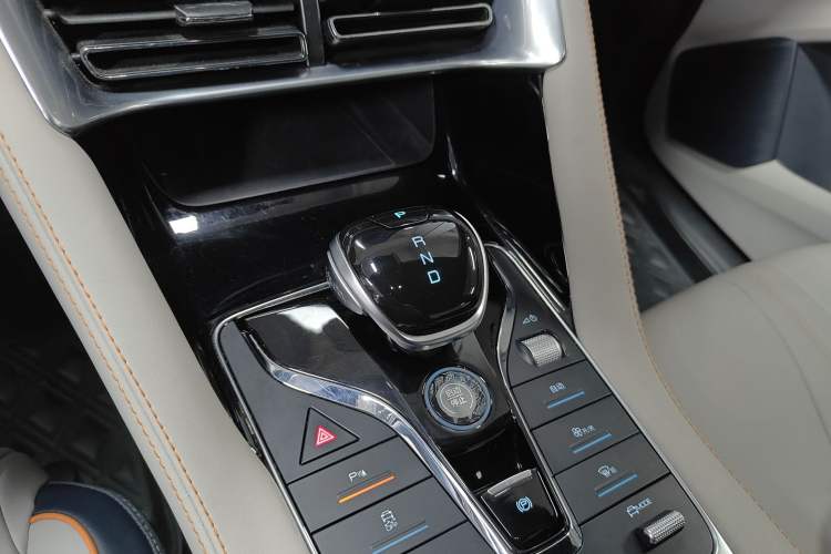 Used BYD Song PLUS New Energy 2021 EV Deluxe Model Gear Lever