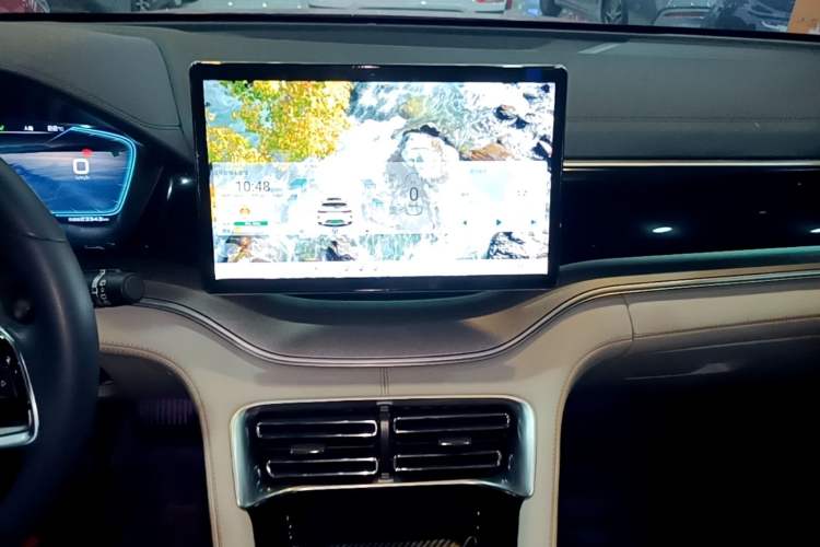 Used BYD Song PLUS New Energy 2021 DM-i 51KM Prestige Model Audio And AC Panel