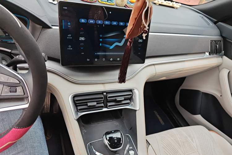 Used BYD Song PLUS New Energy 2021 DM-i 51KM Prestige Model Audio And AC Panel