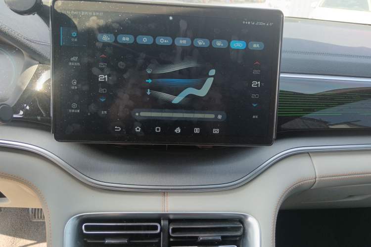 Used BYD Song PLUS New Energy 2021 EV Flagship Model Audio And AC Panel
