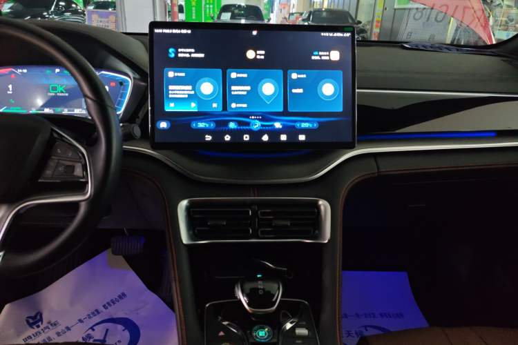 Used BYD Song PLUS New Energy 2021 DM-i 100KM Four-Wheel Drive Flagship PLUS Audio And AC Panel