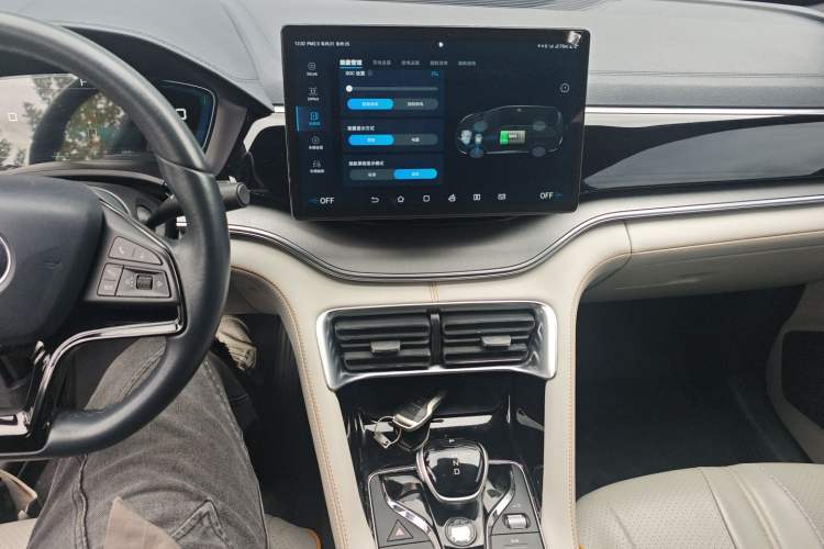 Used BYD Song PLUS New Energy 2021 DM-i 110KM Flagship Model Audio And AC Panel