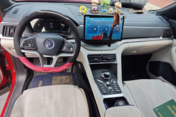 Used BYD Song PLUS New Energy 2021 DM-i 51KM Prestige Model Center Console