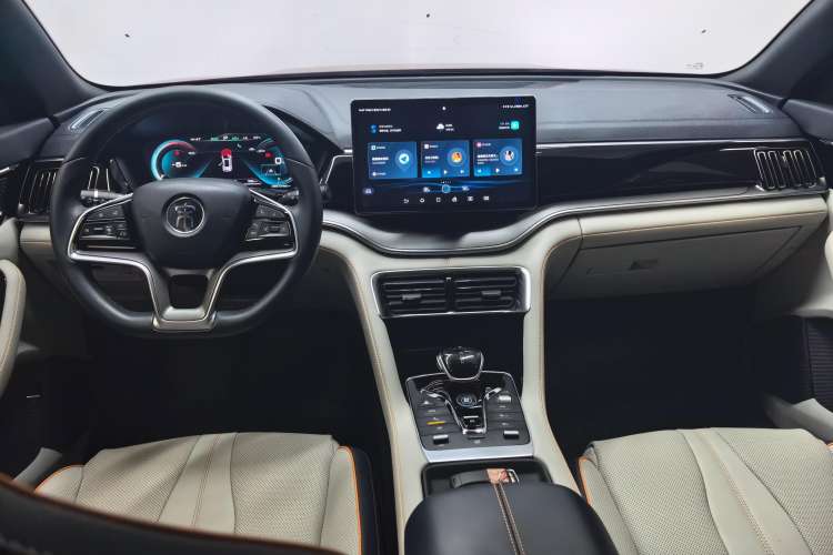 Used BYD Song PLUS New Energy 2021 DM-i 110KM Flagship PLUS Center Console