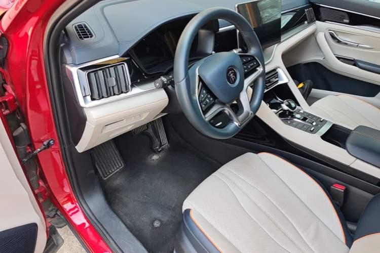 Used BYD Song PLUS New Energy 2021 DM-i 51KM Prestige Model Driver Seat