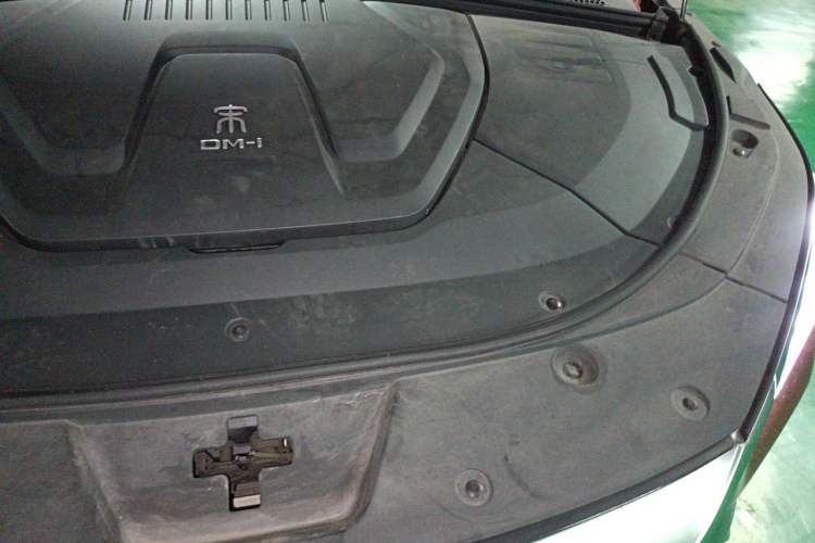 Used BYD Song PLUS New Energy 2021 DM-i 110KM Flagship PLUS Engine Bay Left