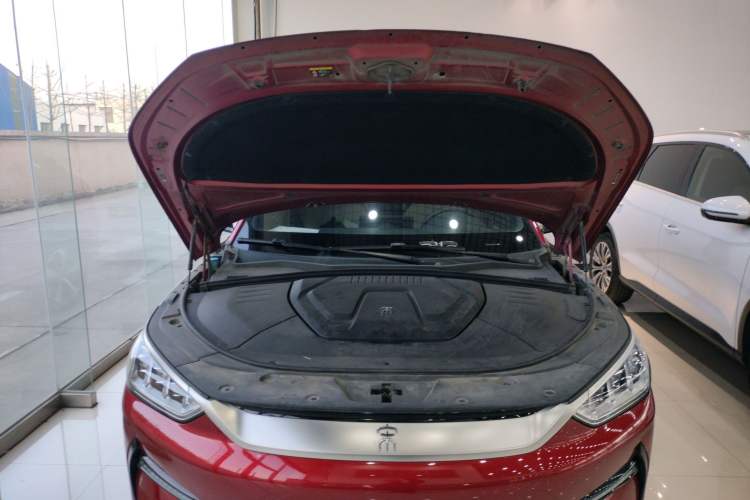 Used BYD Song PLUS New Energy 2021 EV Flagship Model Engine Bay