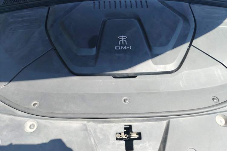 Used BYD Song PLUS New Energy 2021 DM-i 110KM Flagship PLUS Engine Bay