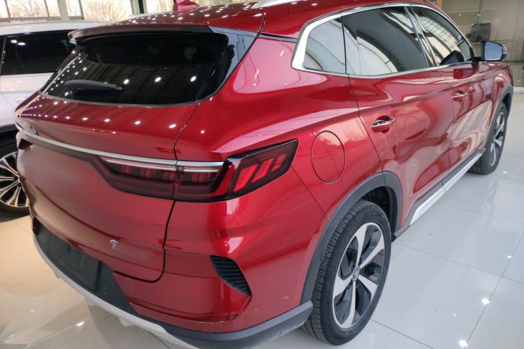 Used BYD Song PLUS New Energy 2021 EV Flagship Model Exterior 5