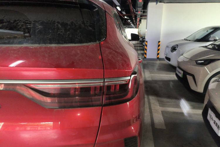 Used BYD Song PLUS New Energy 2021 EV Flagship Model Exterior 6