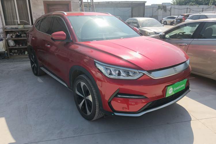 Used BYD Song PLUS New Energy 2021 EV Flagship Model Front Right 45 Deg