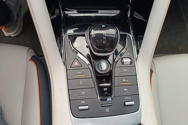 Used BYD Song PLUS New Energy 2021 EV Deluxe Model Gear Lever