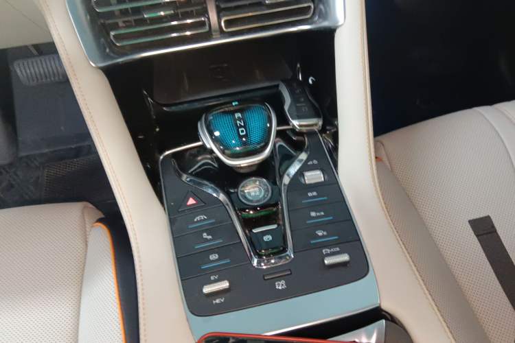Used BYD Song PLUS New Energy 2021 DM-i 110KM Flagship PLUS Gear Lever