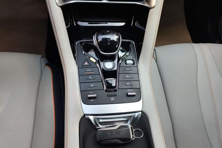 Used BYD Song PLUS New Energy 2021 DM-i 110KM Flagship PLUS Gear Lever
