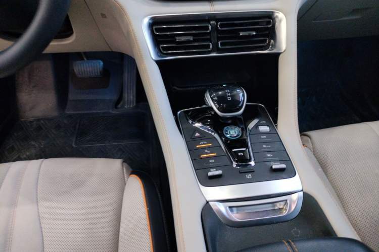 Used BYD Song PLUS New Energy 2021 EV Flagship Model Gear Lever