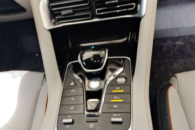 Used BYD Song PLUS New Energy 2021 DM-i 51KM Prestige Model Gear Lever