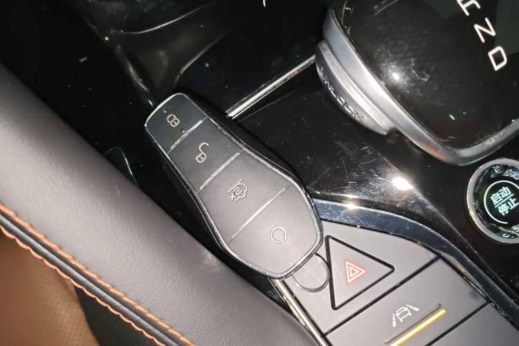 Used BYD Song PLUS New Energy 2021 DM-i 100KM Four-Wheel Drive Flagship PLUS Interior 1