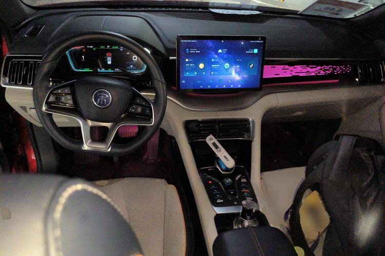 Used BYD Song PLUS New Energy 2021 EV Flagship Model Interior 2