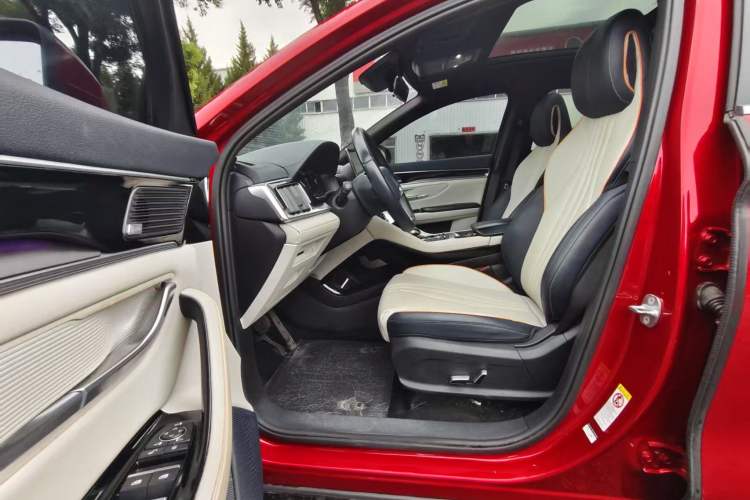 Used BYD Song PLUS New Energy 2021 DM-i 51KM Prestige Model Interior 2
