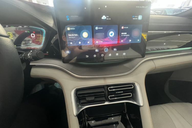 Used BYD Song PLUS New Energy 2021 DM-i 110KM Flagship PLUS Interior 4