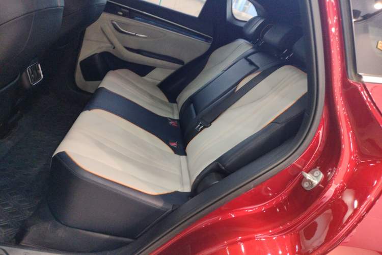Used BYD Song PLUS New Energy 2021 EV Flagship Model Interior 4