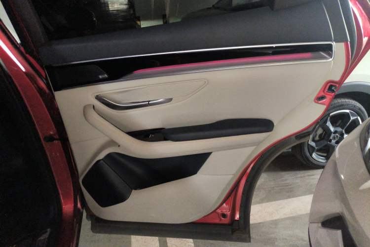 Used BYD Song PLUS New Energy 2021 EV Flagship Model Interior 6