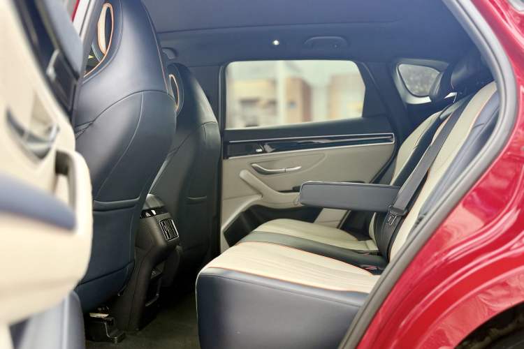 Used BYD Song PLUS New Energy 2021 DM-i 51KM Prestige Model Interior 6