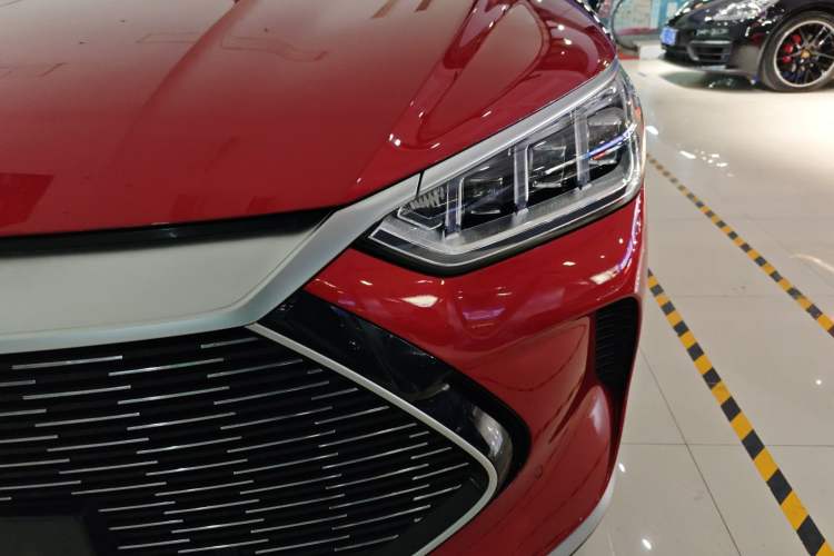 Used BYD Song PLUS New Energy 2021 DM-i 100KM Four-Wheel Drive Flagship PLUS Left Front Headlight