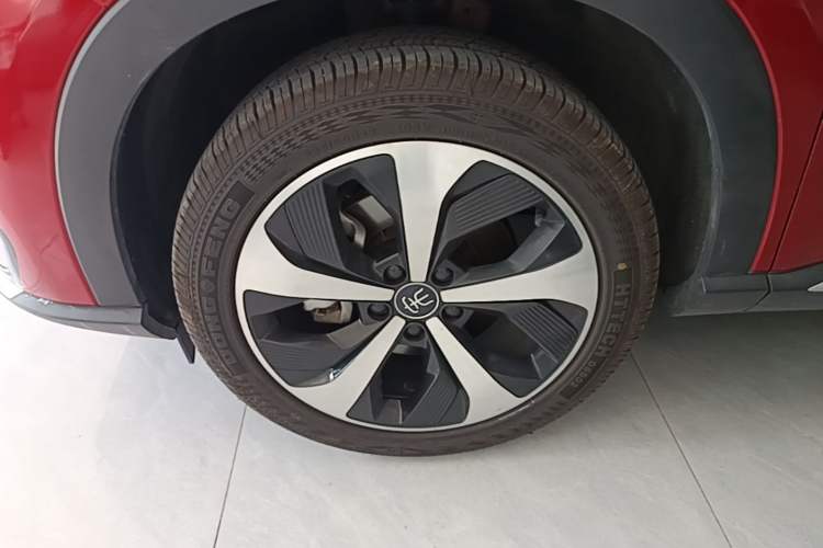 Used BYD Song PLUS New Energy 2021 EV Deluxe Model Left Front Wheel Hub