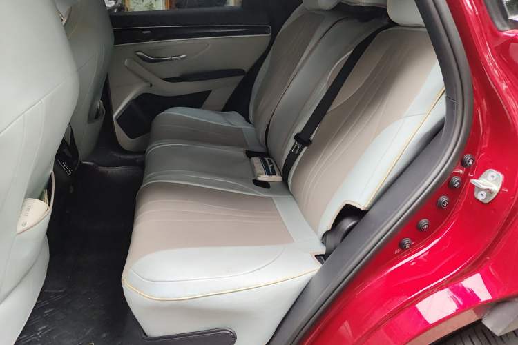 Used BYD Song PLUS New Energy 2021 DM-i 110KM Flagship Model Left Rear Seat