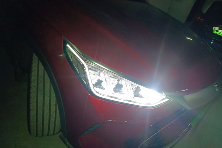 Used BYD Song PLUS New Energy 2021 DM-i 110KM Flagship PLUS Right Front Headlight