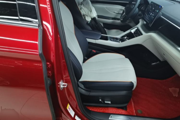 Used BYD Song PLUS New Energy 2021 EV Flagship Model Right Front Seat