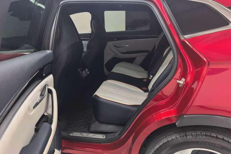 Used BYD Song PLUS New Energy 2021 DM-i 110KM Flagship PLUS Right Rear Seat