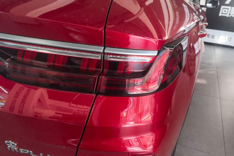 Used BYD Song PLUS New Energy 2021 EV Flagship Model Right Rear Taillight