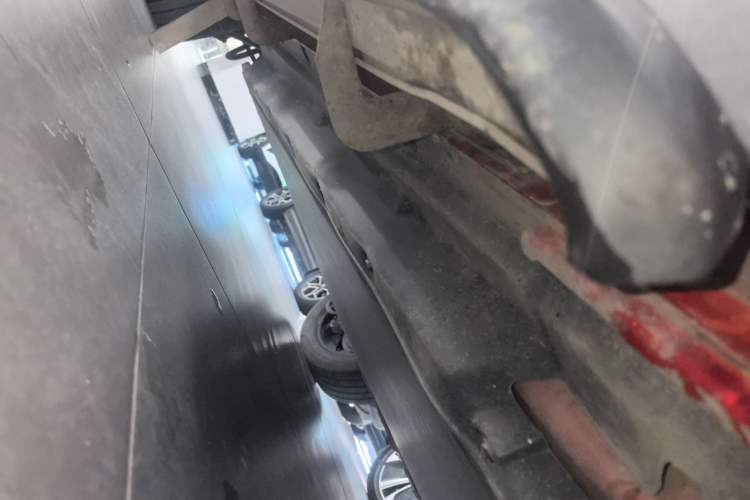 Used BYD Song PLUS New Energy 2021 EV Flagship Model Right Side Sill