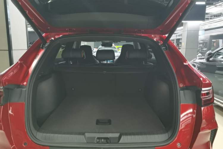 Used BYD Song PLUS New Energy 2021 EV Flagship Model Trunk