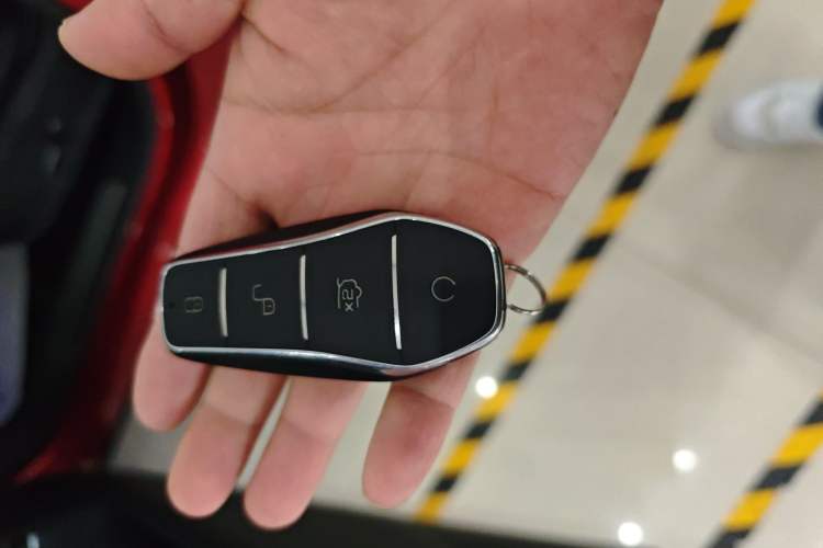 Used BYD Song PLUS New Energy 2021 DM-i 100KM Four-Wheel Drive Flagship PLUS Vehicle Key