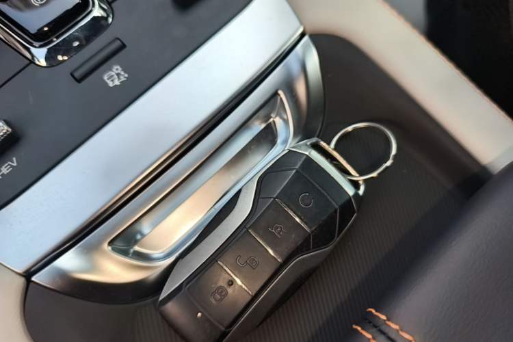 Used BYD Song PLUS New Energy 2021 DM-i 110KM Flagship PLUS Vehicle Key