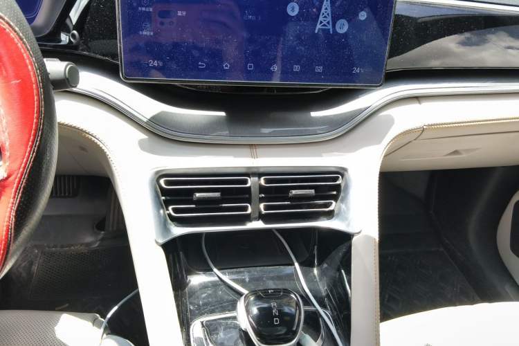 Used BYD Song PLUS New Energy 2021 DM-i 110KM Flagship PLUS Audio And AC Panel