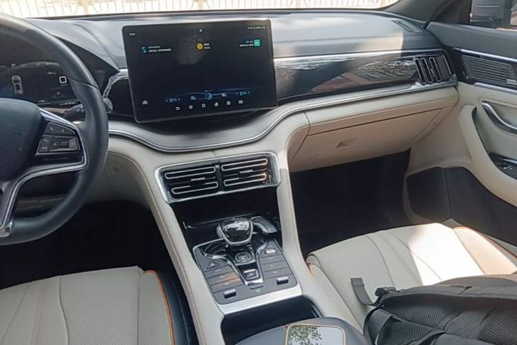 Used BYD Song PLUS New Energy 2021 DM-i 51KM Prestige Model Audio And AC Panel